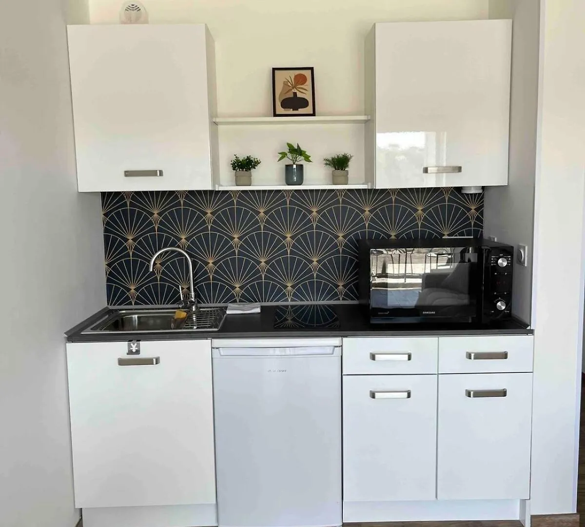 Daire Studio Neuf Avec Terrasse Vue Mer Cannes Fransa