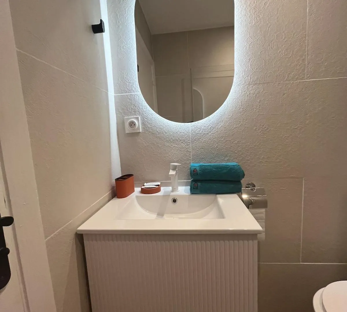 Daire Studio Neuf Avec Terrasse Vue Mer Cannes