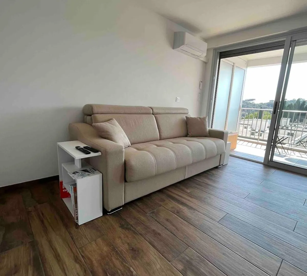 Studio Neuf Avec Terrasse Vue Mer Cannes Fransa